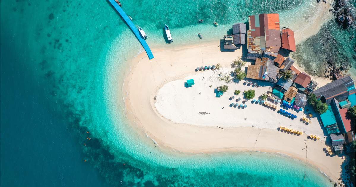 絵 プーケット ピピ島 ケース付き プーケットからのスピードボート カタマランによるピピ マヤ島と